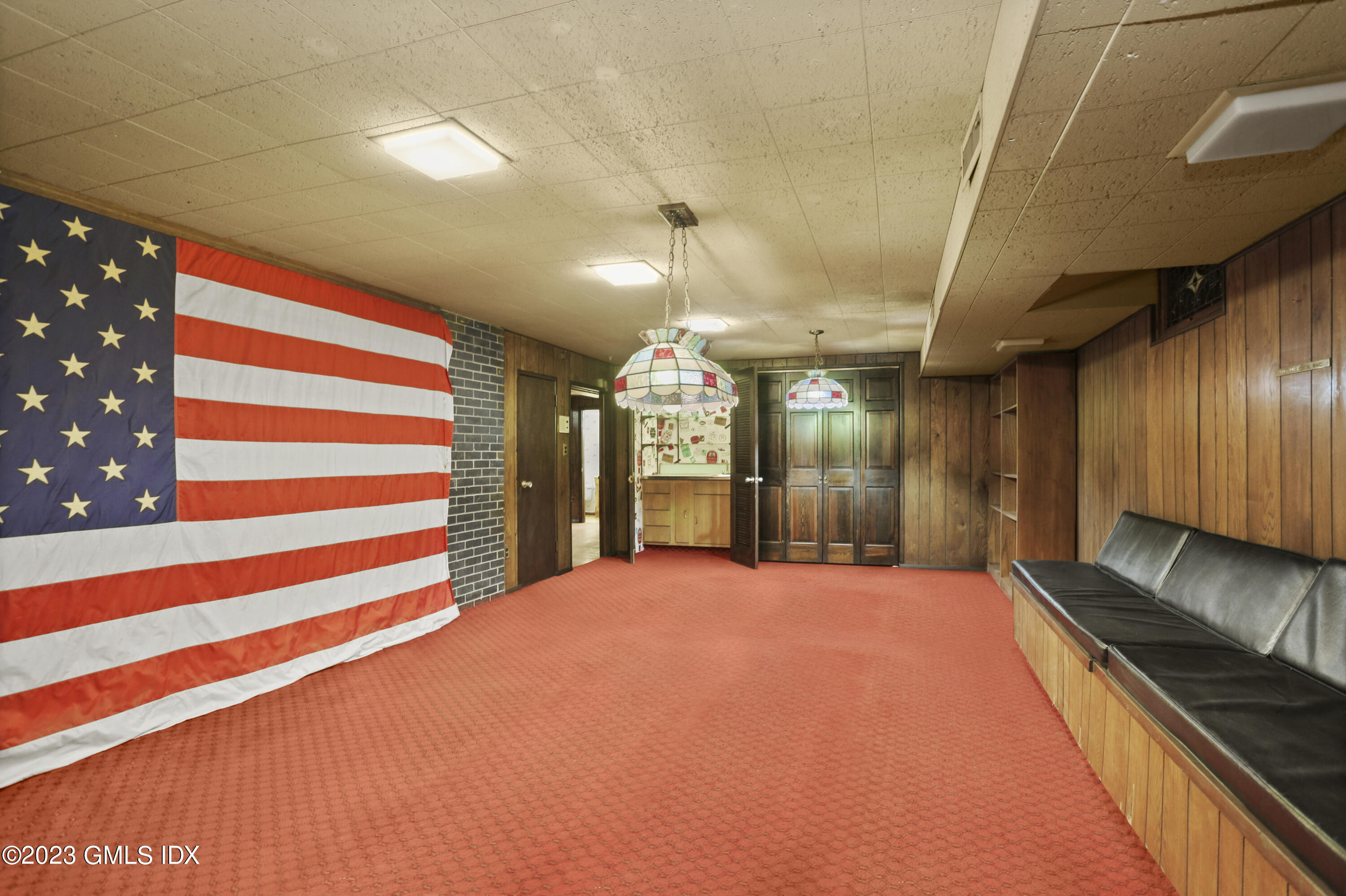 28 Intervale Road Stamford, CT 06905 - Photo 16 of 20 a large room with windows