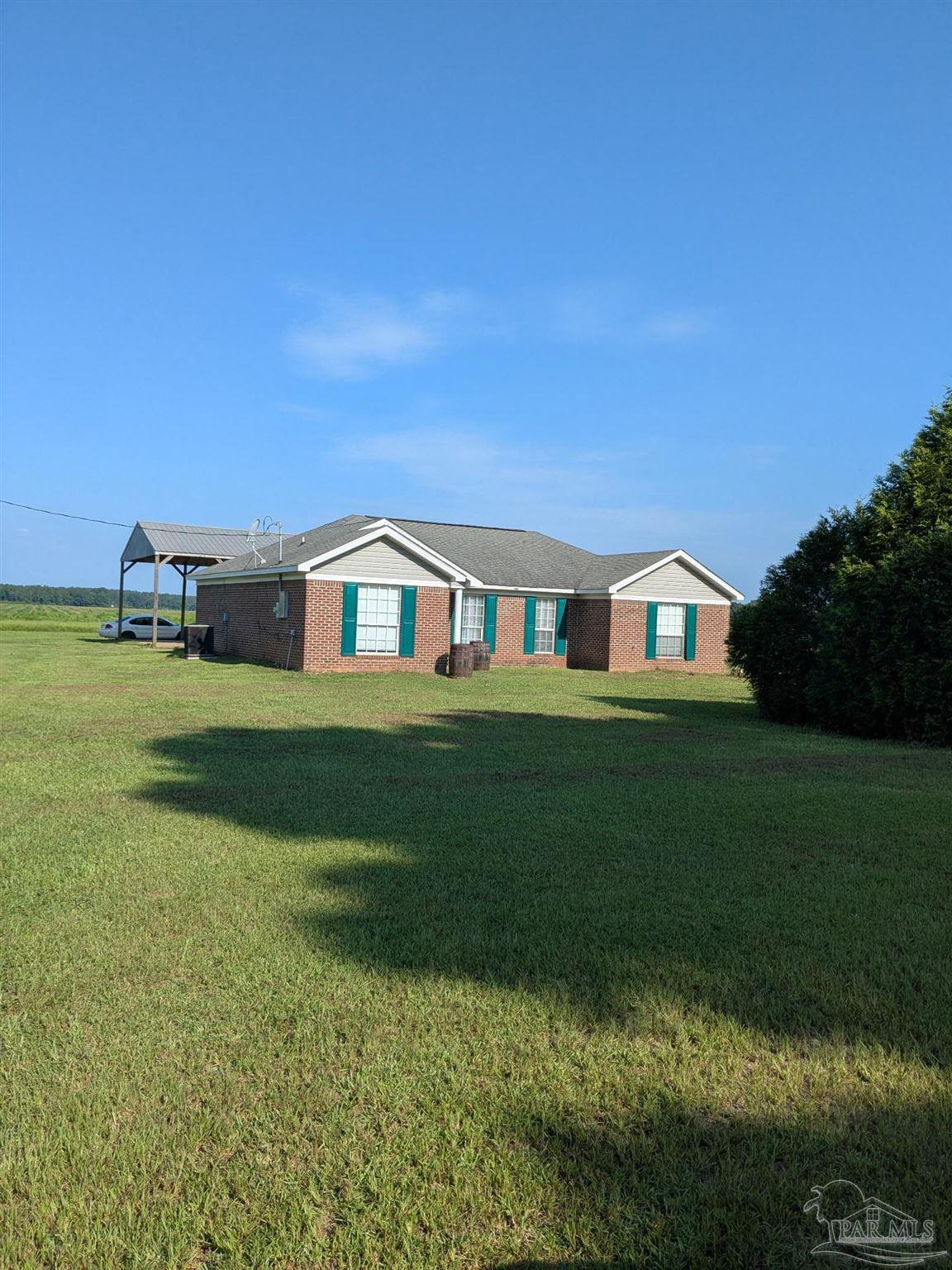 62539 Presley Road Atmore, AL 36502 - Photo 2 of 27