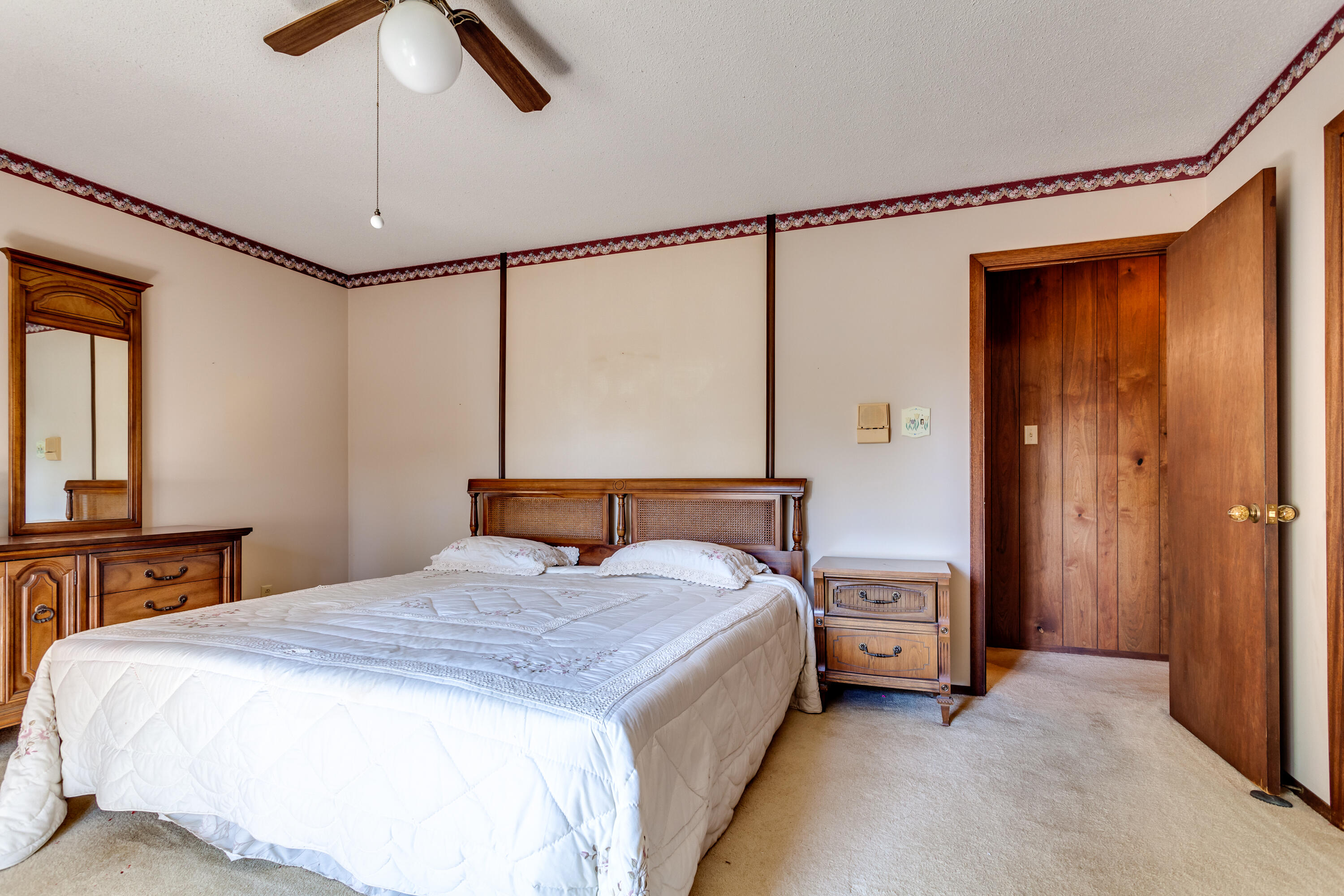 6128 Ridgeview Road Knoxville, TN 37918 - Photo 14 of 28 021210929-1-6128RidgeviewRdKnoxvilleTN-S