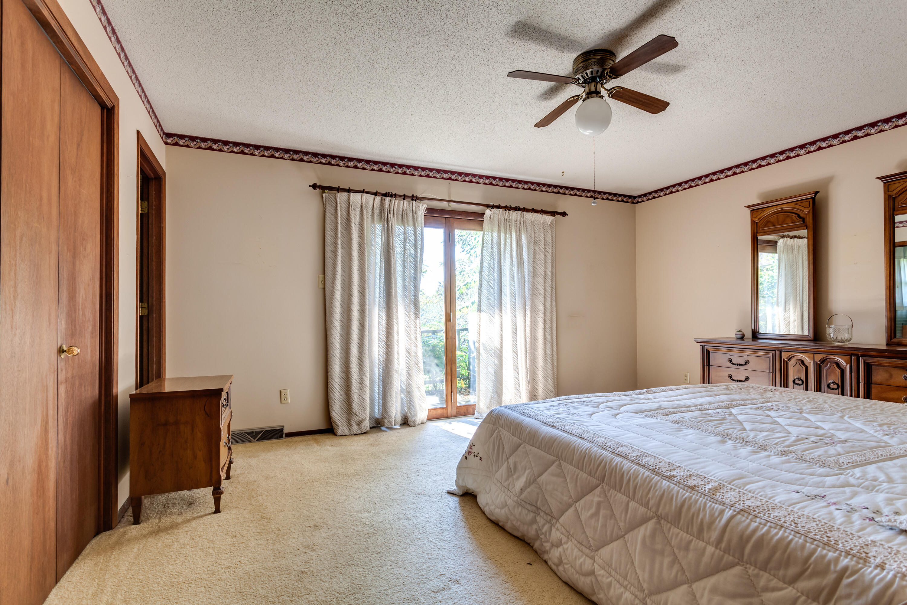 6128 Ridgeview Road Knoxville, TN 37918 - Photo 15 of 28 020210929-1-6128RidgeviewRdKnoxvilleTN-S