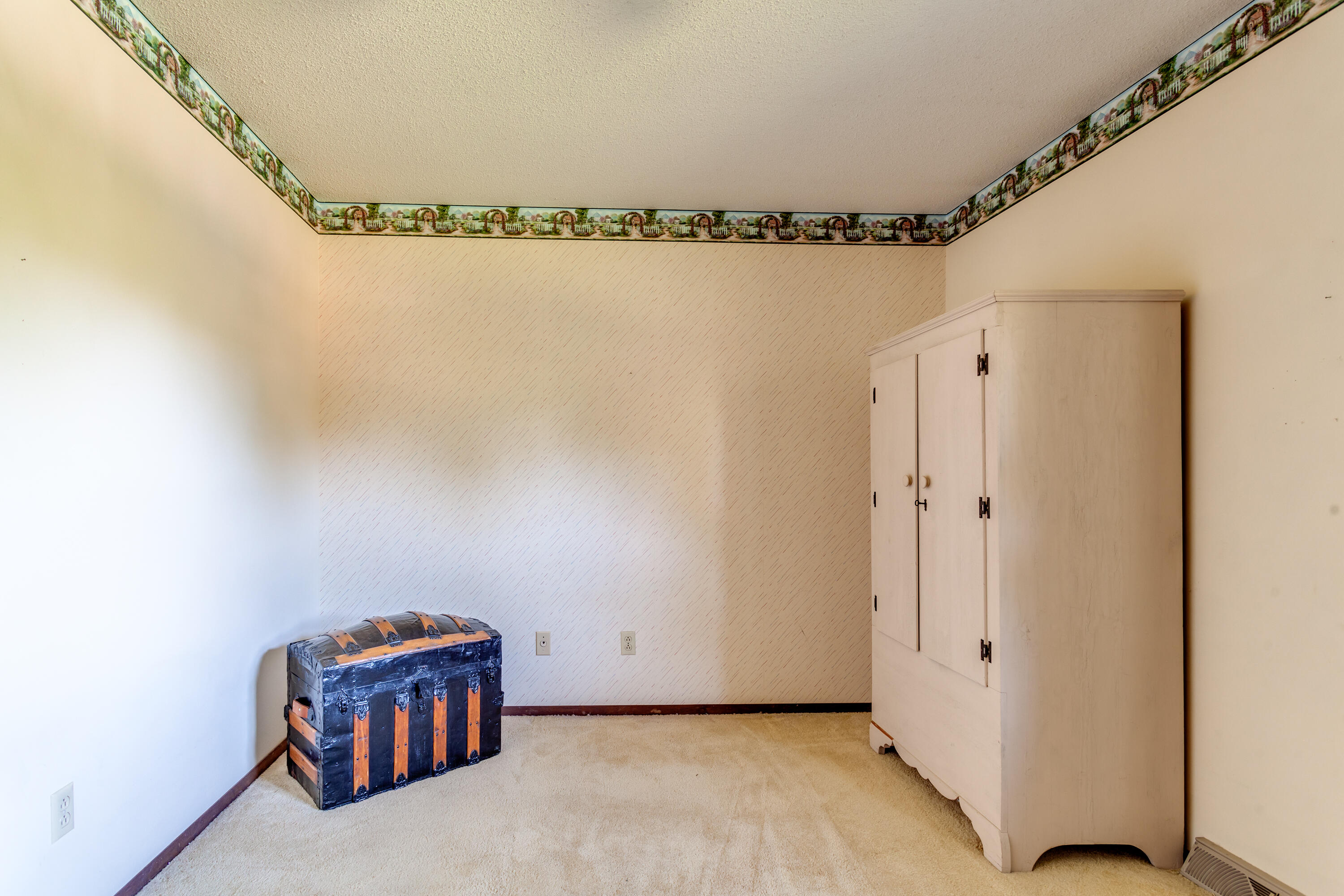 6128 Ridgeview Road Knoxville, TN 37918 - Photo 18 of 28 017210929-1-6128RidgeviewRdKnoxvilleTN-S