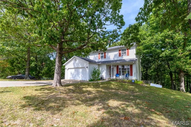 $239,900 | 16475 Hardwood Lane, St. Robert, MO 65584