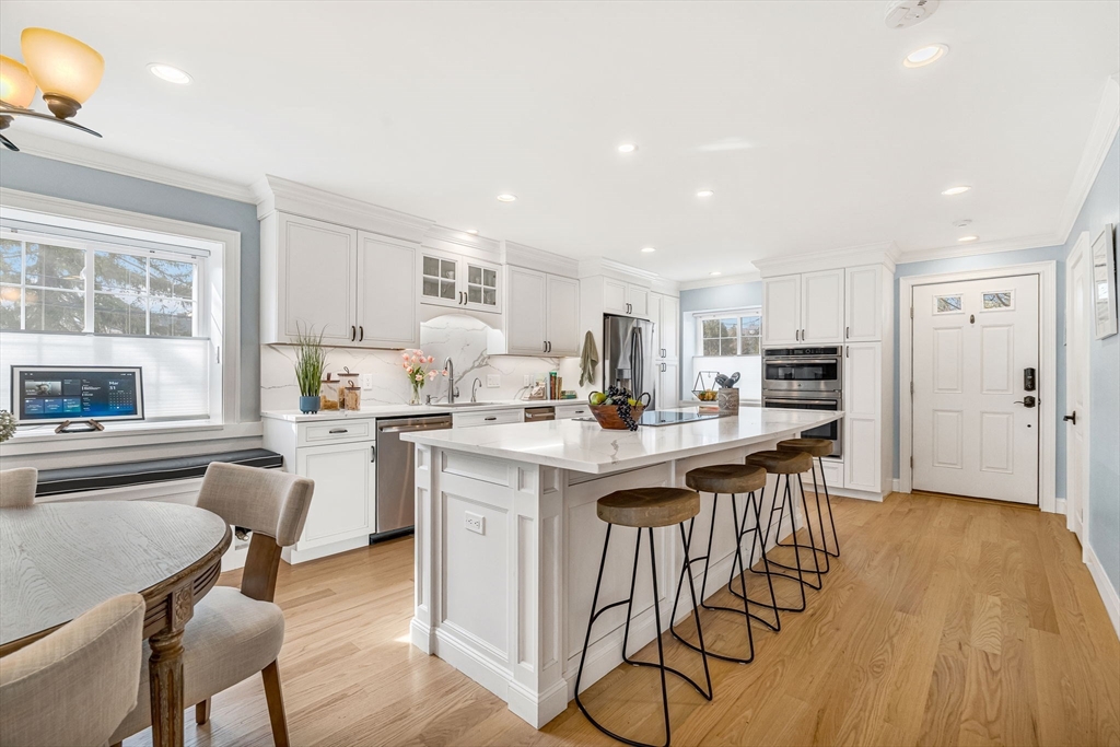 2 Denmark Lane, Unit 2 Needham, MA 02492 - Photo 9 of 32