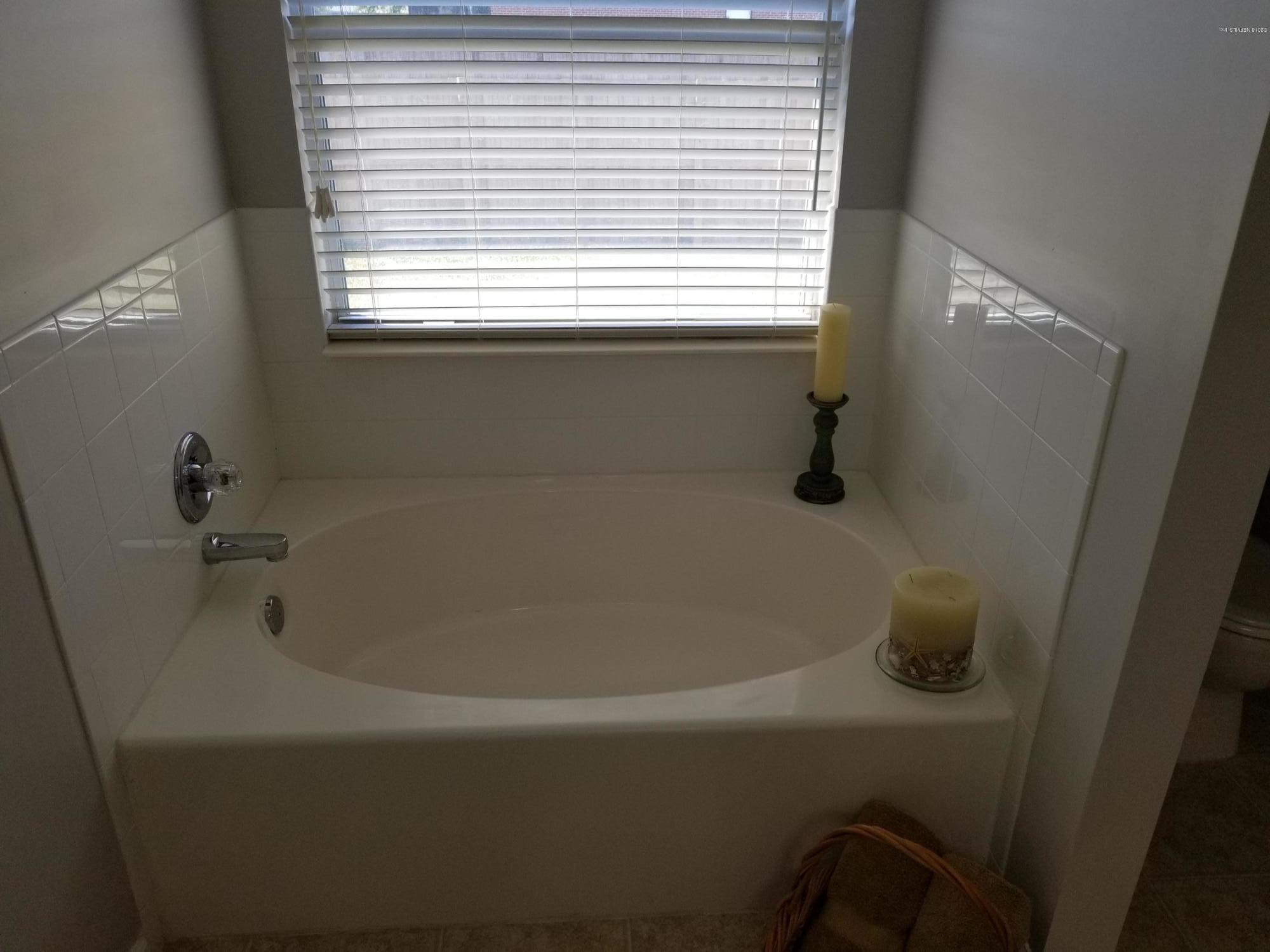 6846 Crystal River Road Jacksonville, FL 32219 - Photo 11 of 21 20180315_145624