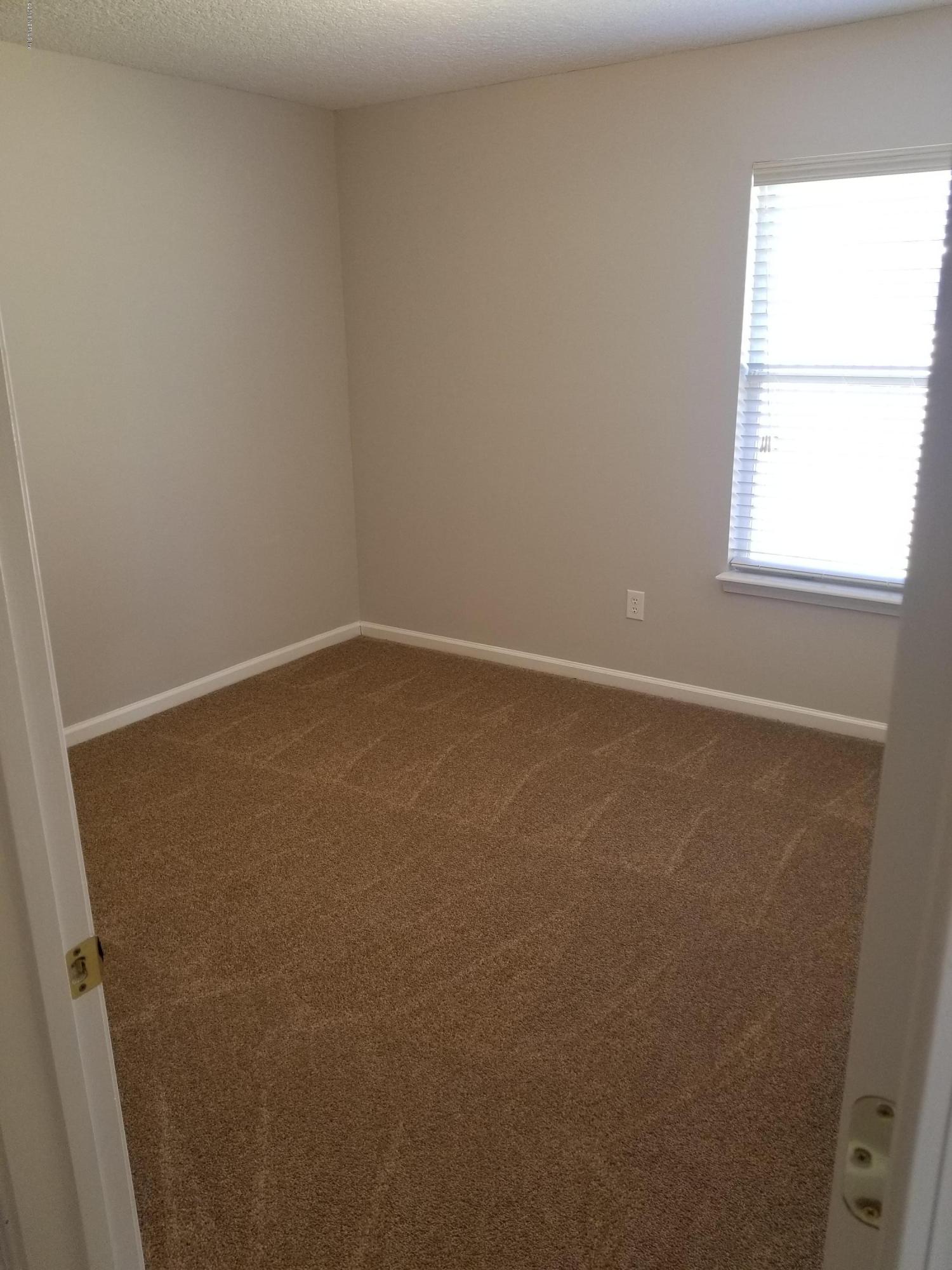 6846 Crystal River Road Jacksonville, FL 32219 - Photo 13 of 21 20180315_151119