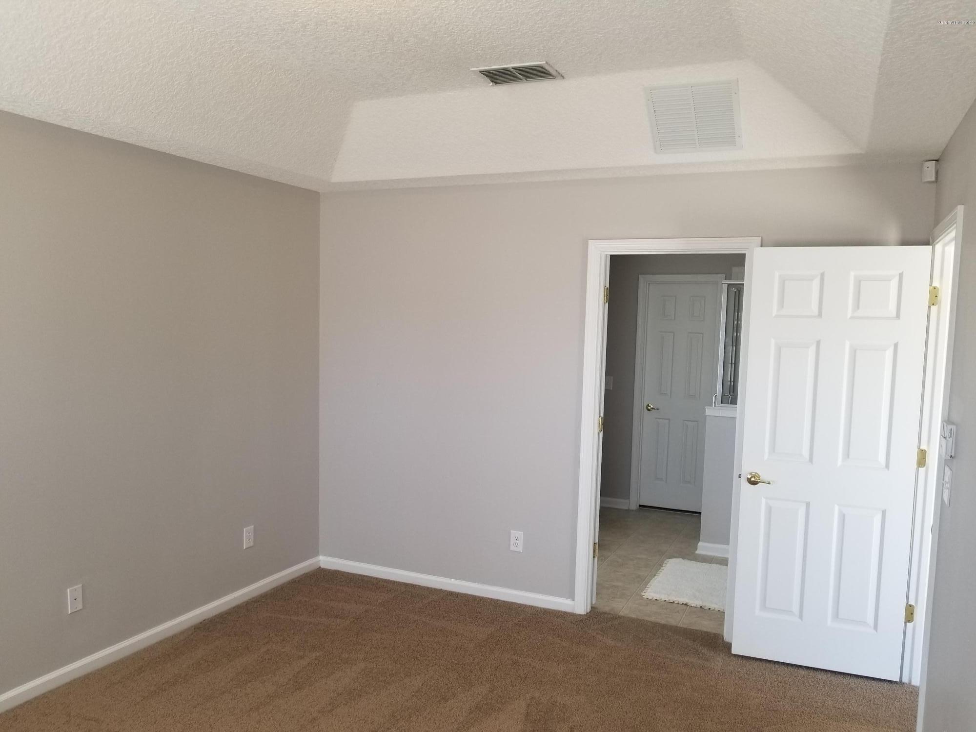 6846 Crystal River Road Jacksonville, FL 32219 - Photo 8 of 21 20180315_150331