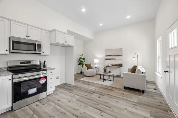 $318,000 | 1118 West 1st Street, Dickson, TN 37055