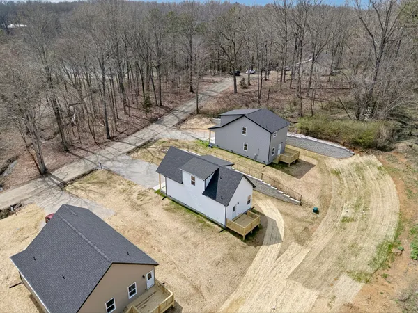 $318,000 | 1118 West 1st Street, Dickson, TN 37055