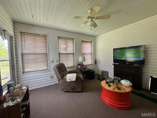 $294,900 | 1110 State Hwy AD, Unit A & B, Dexter, MO 63841