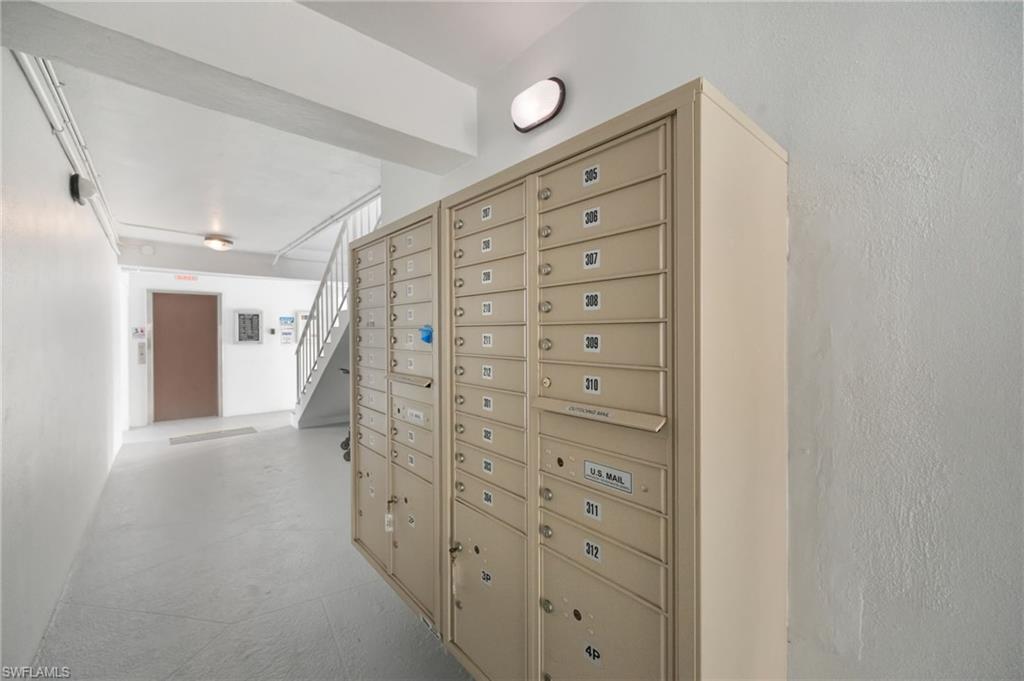 72 7th Street South, Unit 206 Naples, FL 34102 - Photo 24 of 38 a view of walk in closet
