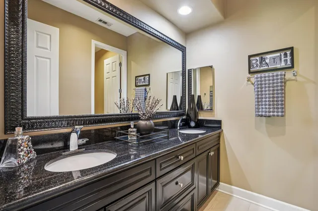 $889,999 | 74080 Portola Pointe Lane, Palm Desert, CA 92211