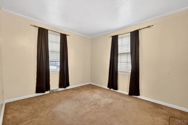 $129,900 | 250 Ferndale Drive, Unit 52, Syracuse, NY 13205