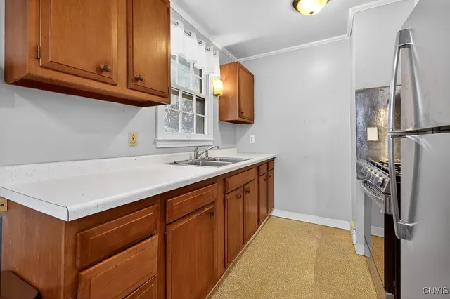 $129,900 | 250 Ferndale Drive, Unit 52, Syracuse, NY 13205