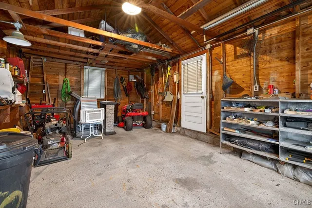 $129,900 | 250 Ferndale Drive, Unit 52, Syracuse, NY 13205