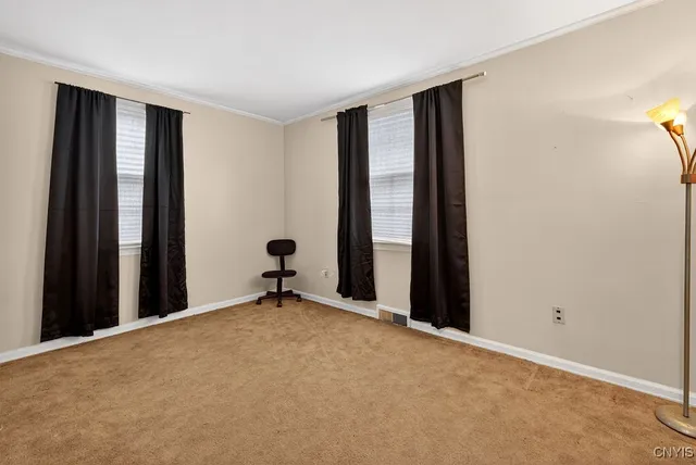 $129,900 | 250 Ferndale Drive, Unit 52, Syracuse, NY 13205