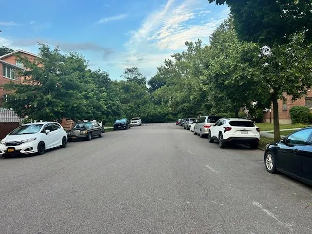 $280,000 | 199-39 19th Avenue, Unit UPPR | Clearview