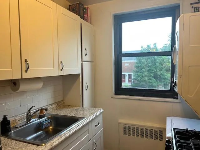 $280,000 | 199-39 19th Avenue, Unit UPPR | Clearview