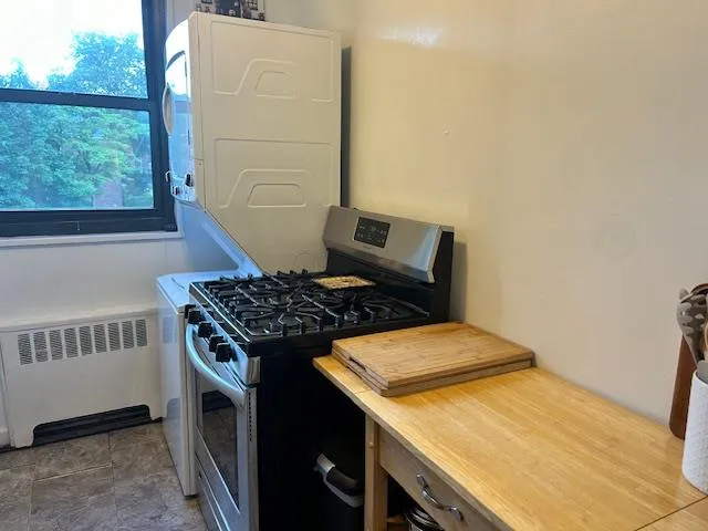 $280,000 | 199-39 19th Avenue, Unit UPPR | Clearview