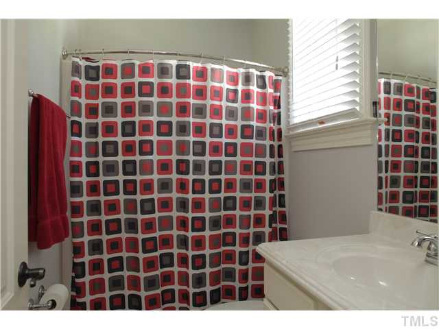 3040 Cinder Bluff Drive Raleigh, NC 27603 - Photo 21 of 25 Bathroom