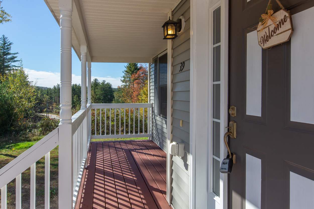 39 Hilbren Road Weare, NH 03281 - Photo 2 of 34