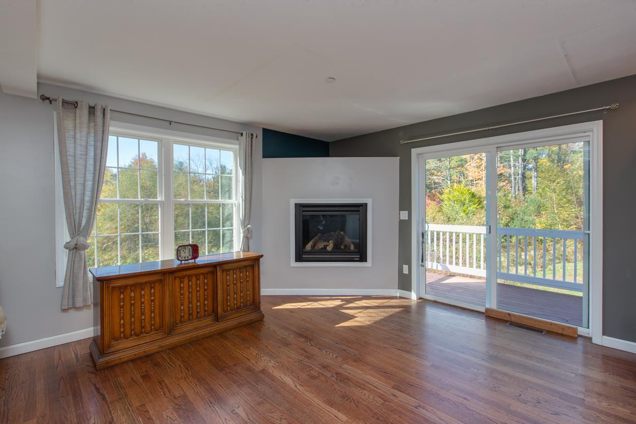 39 Hilbren Road Weare, NH 03281 - Photo 11 of 34