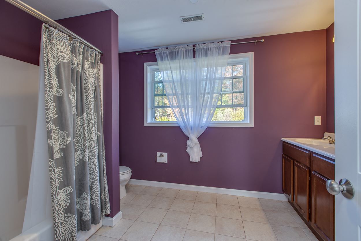 39 Hilbren Road Weare, NH 03281 - Photo 22 of 34