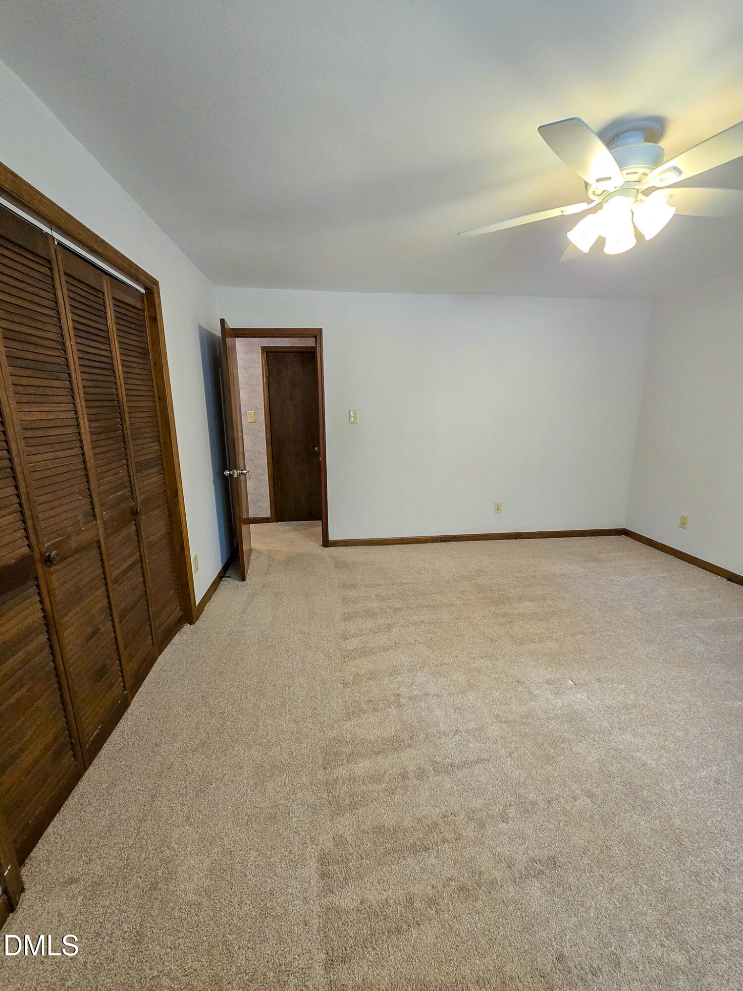 3909 Greenleaf Street Raleigh, NC 27606 - Photo 11 of 27 a view of an empty room with a window