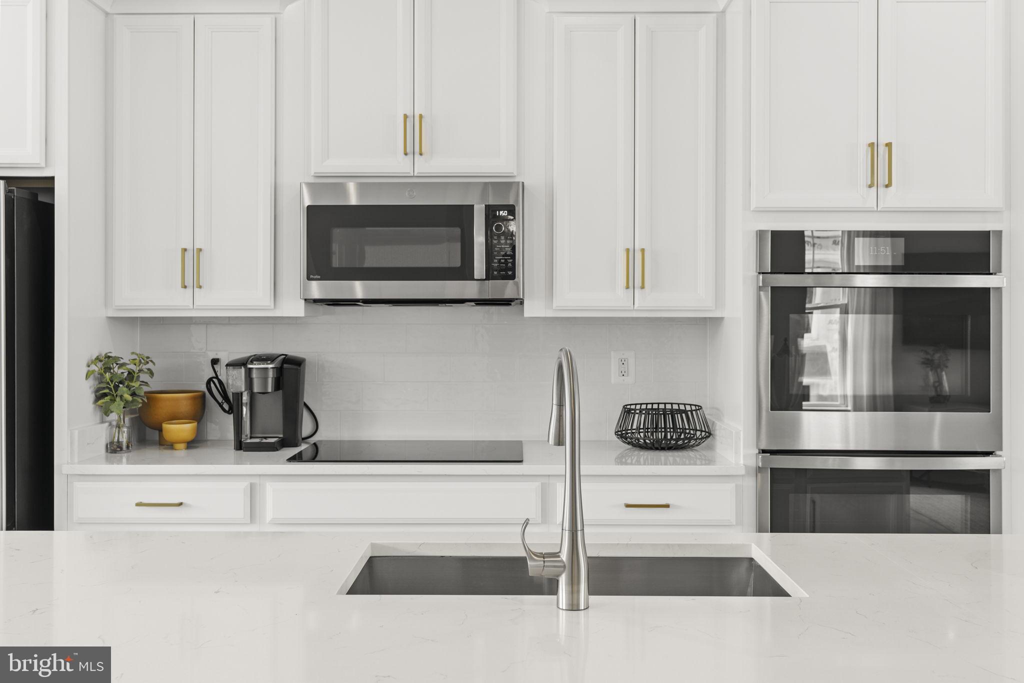 24135 Ullapool Terrace Sterling, VA 20166 - Photo 11 of 31