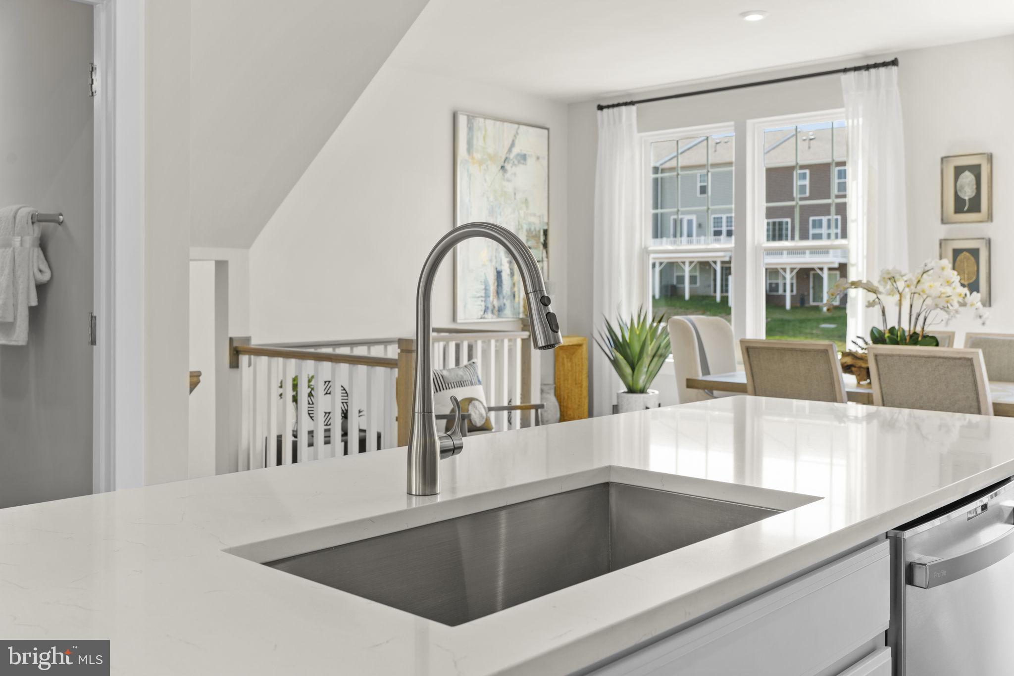 24135 Ullapool Terrace Sterling, VA 20166 - Photo 12 of 31