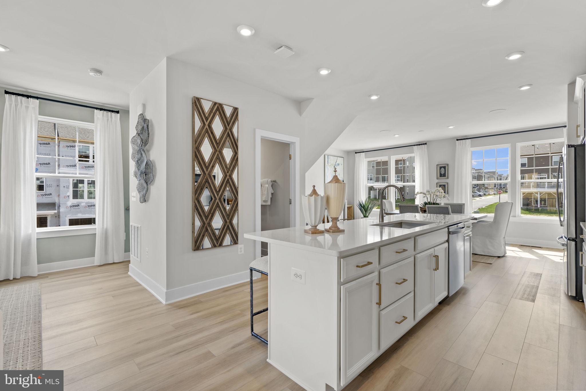 24135 Ullapool Terrace Sterling, VA 20166 - Photo 10 of 31