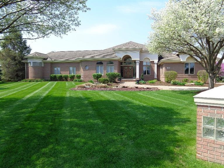 1863 Ridgewood Circle Saline, MI 48176 - Photo 2 of 10 Photo 2