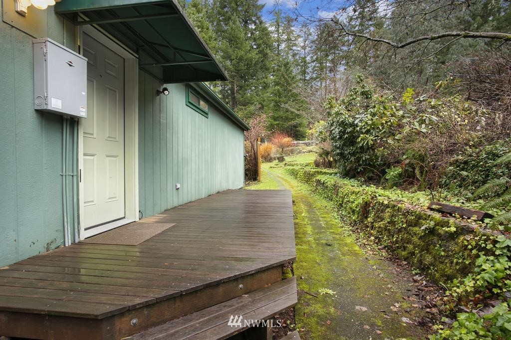 9986 Fairview Lake Road Southwest Port Orchard, WA 98367 - Photo 19 of 30 Gallery Image 19