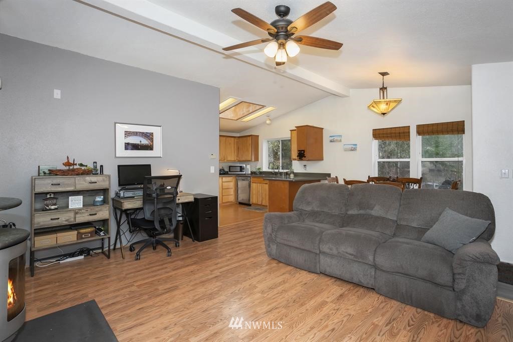 9986 Fairview Lake Road Southwest Port Orchard, WA 98367 - Photo 8 of 30 Gallery Image 8