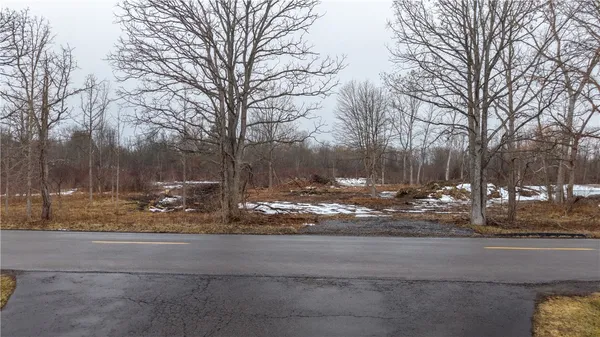 $199,900 | 60 Lanning Road, Mendon, NY 14472