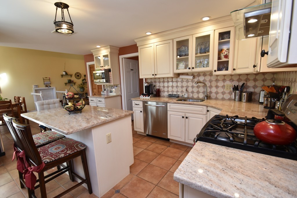 40 Intervale Road Sudbury, MA 01776 - Photo 4 of 23 Gallery Image 4