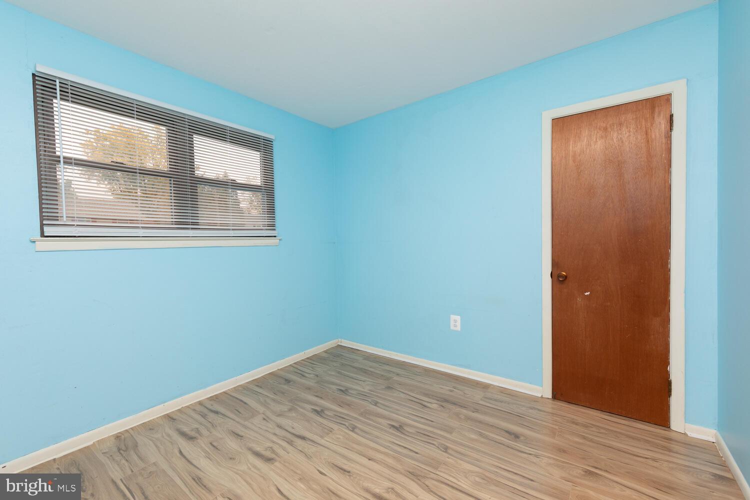 308 Parry Road Warminster, PA 18974 - Photo 10 of 28 ist bedroom