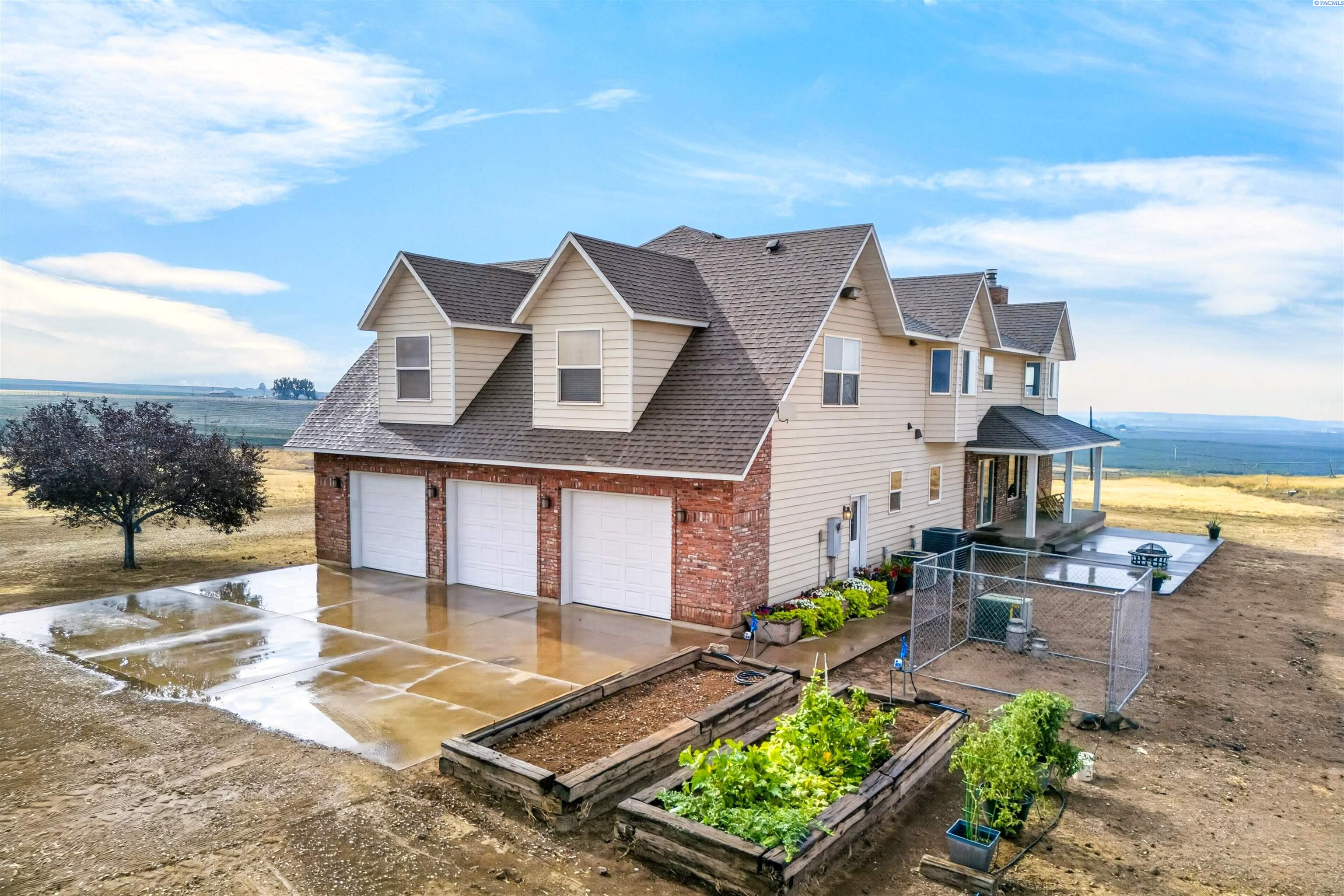2871 Sli Road Sunnyside, WA 98944 - Photo 4 of 49 Gallery Image 4