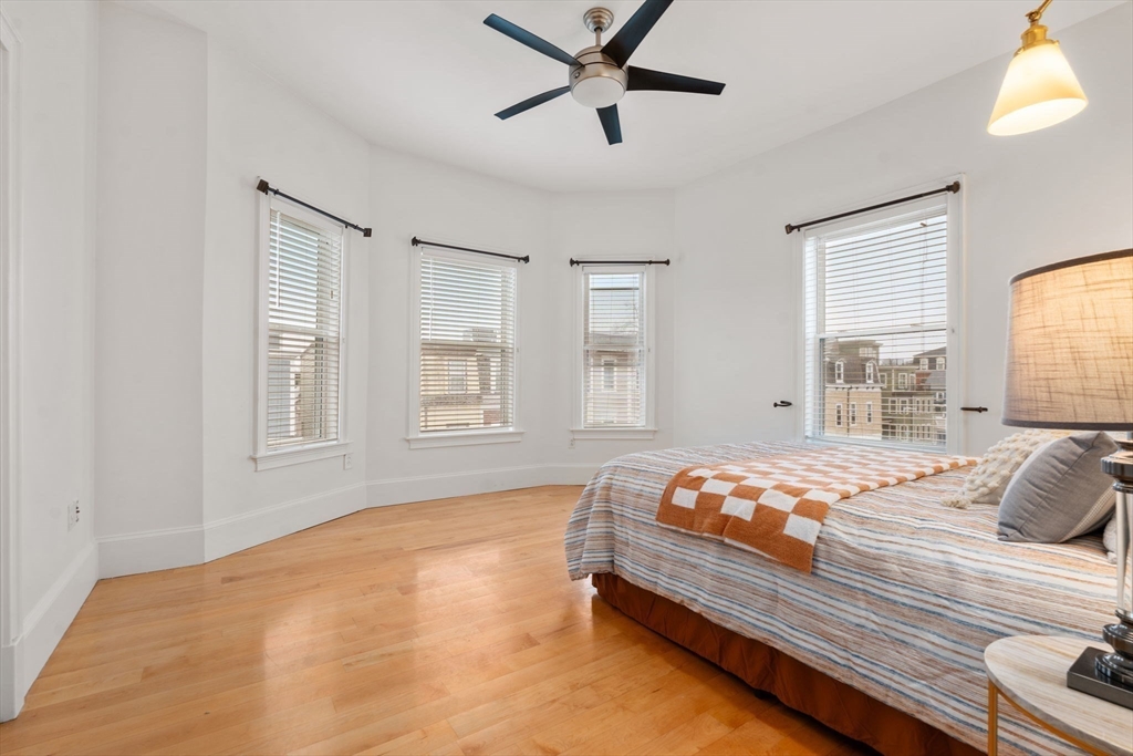 714 East 4th Street, Unit 3 Boston, MA 02127 - Photo 4 of 20