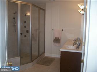 19 Squan Road Clarksburg, NJ 08510 - Photo 10 of 12 Bathroom