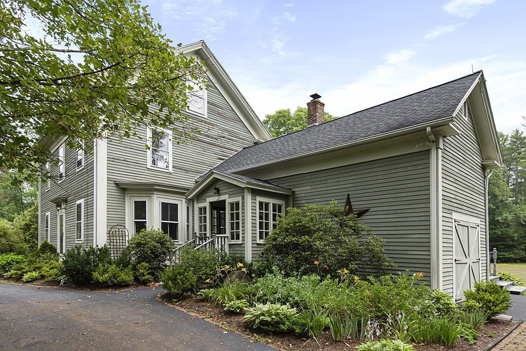 400 Wendell Road Warwick, MA 01378 - Photo 2 of 41