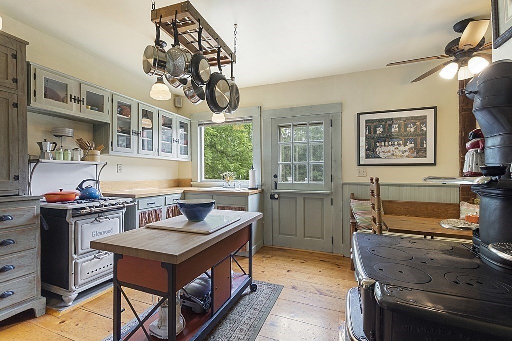 400 Wendell Road Warwick, MA 01378 - Photo 4 of 41