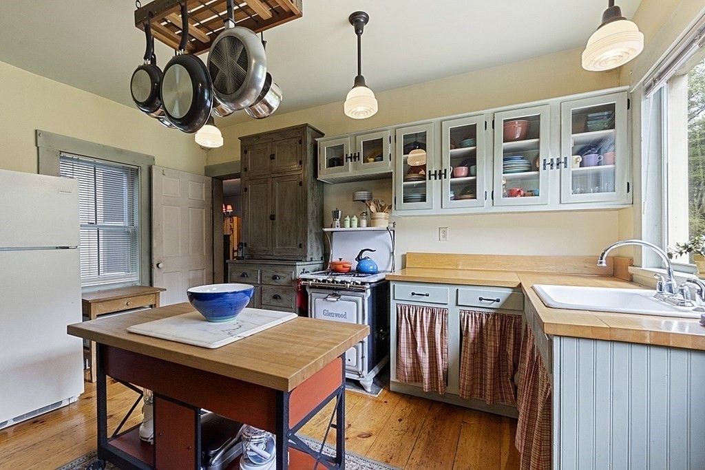 400 Wendell Road Warwick, MA 01378 - Photo 5 of 41