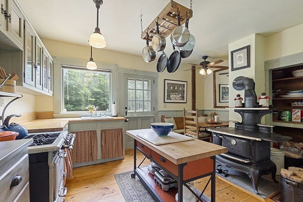 400 Wendell Road Warwick, MA 01378 - Photo 7 of 41
