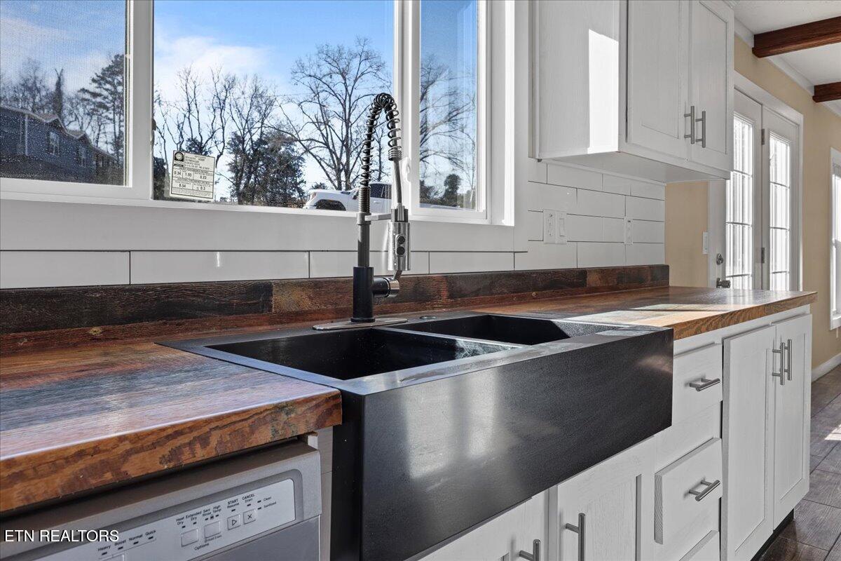 Kitchen 4