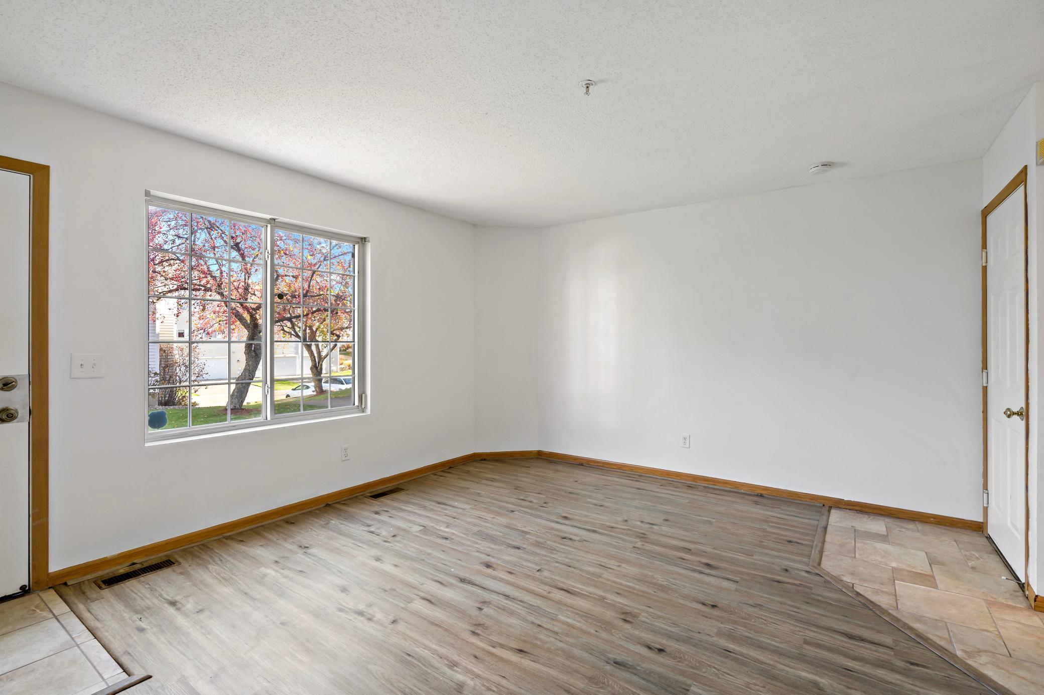 9101 Terra Verde Trail Eden Prairie, MN 55347 - Photo 8 of 29