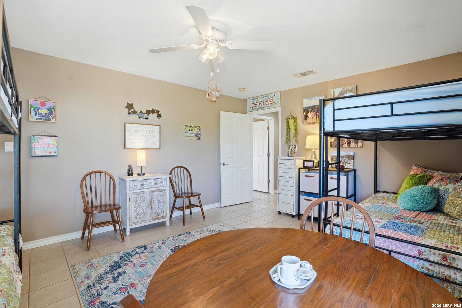 293 Woodrow Center Road Kingsbury, TX 78638 - Photo 19 of 50 a living room with furniture and a rug