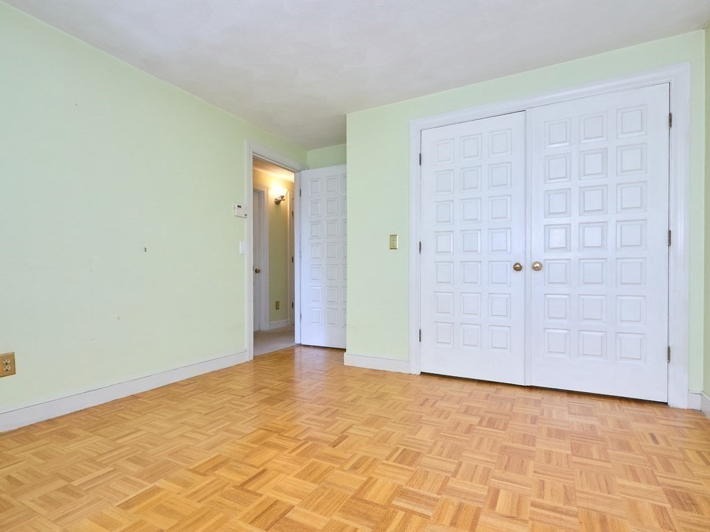 85 Wetherbee Road Waltham, MA 02453 - Photo 10 of 31 Gallery Image 10