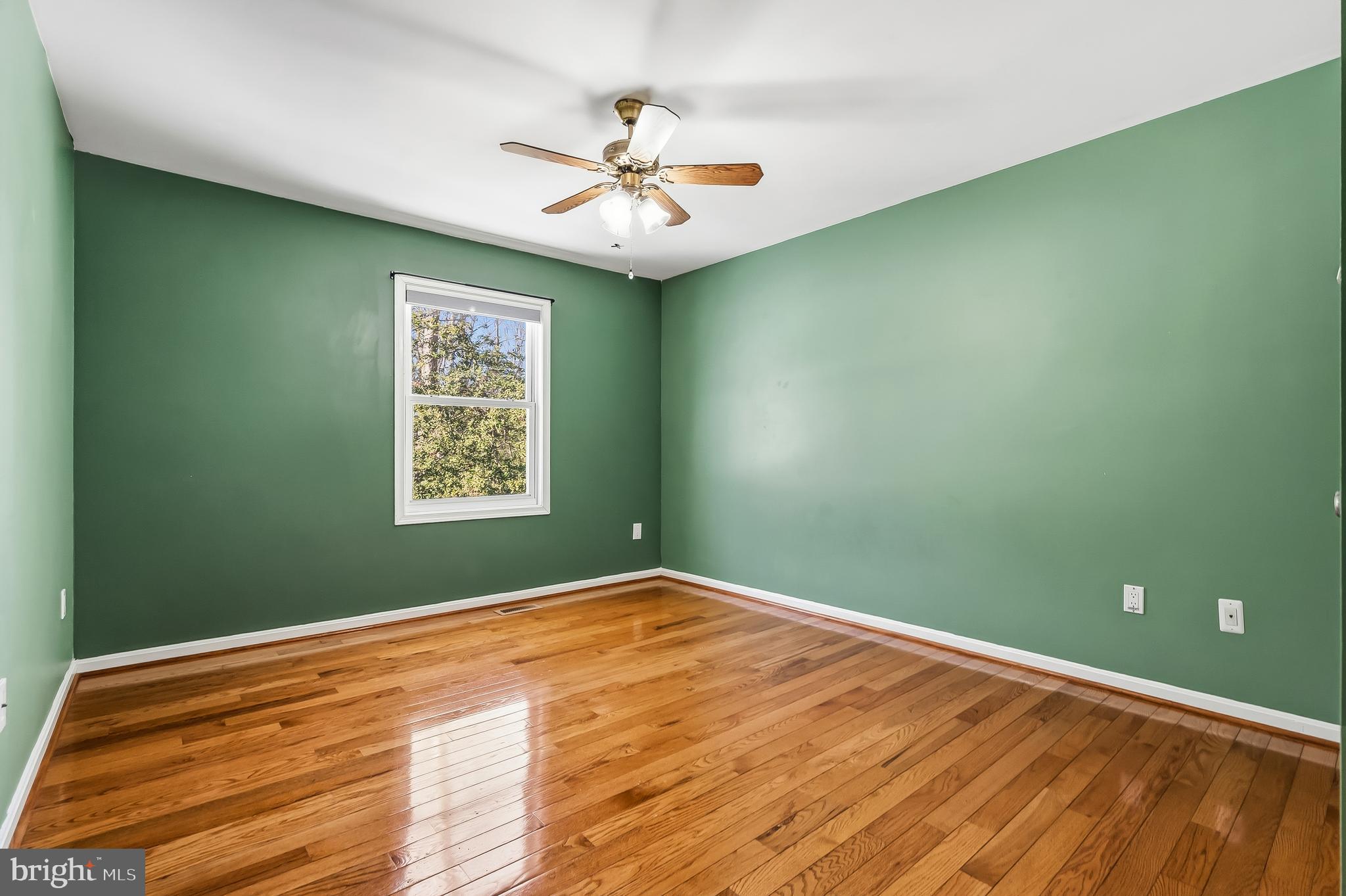 1574 Courthouse Road Stafford, VA 22554 - Photo 27 of 49 Bedroom 2