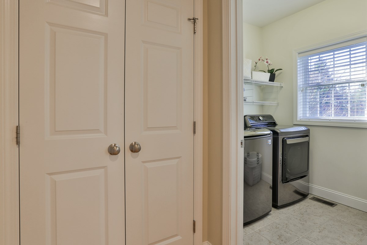 9 Northland Road Windham, NH 03087 - Photo 21 of 40 Gallery Image 21