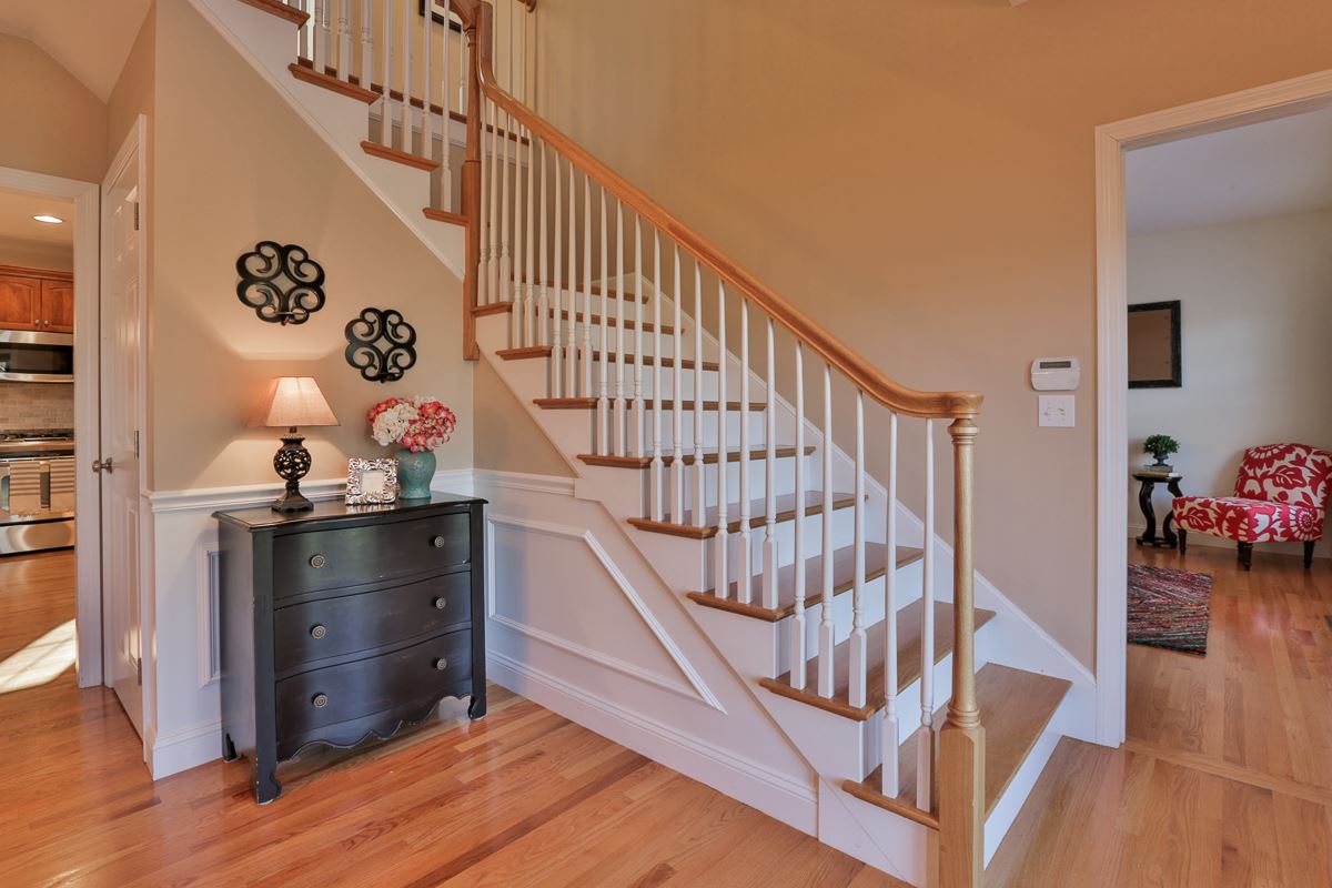 9 Northland Road Windham, NH 03087 - Photo 5 of 40 Gallery Image 5
